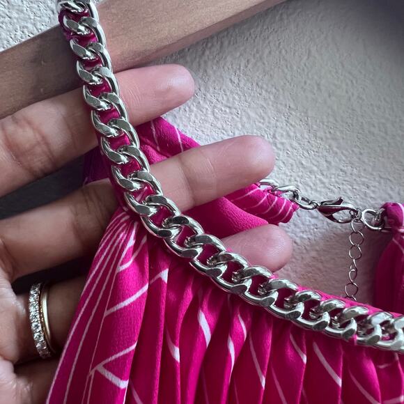 Elie Tahari Chain Halter Pleated Bright Pink Top Women's Size Large Loose Fit - Picture 5 of 11